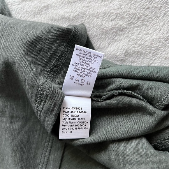 NWT LOGO By Lori Goldstein Coleigh Tunic Top Long Sleeve Cotton Green Tie Dye - Picture 12 of 13